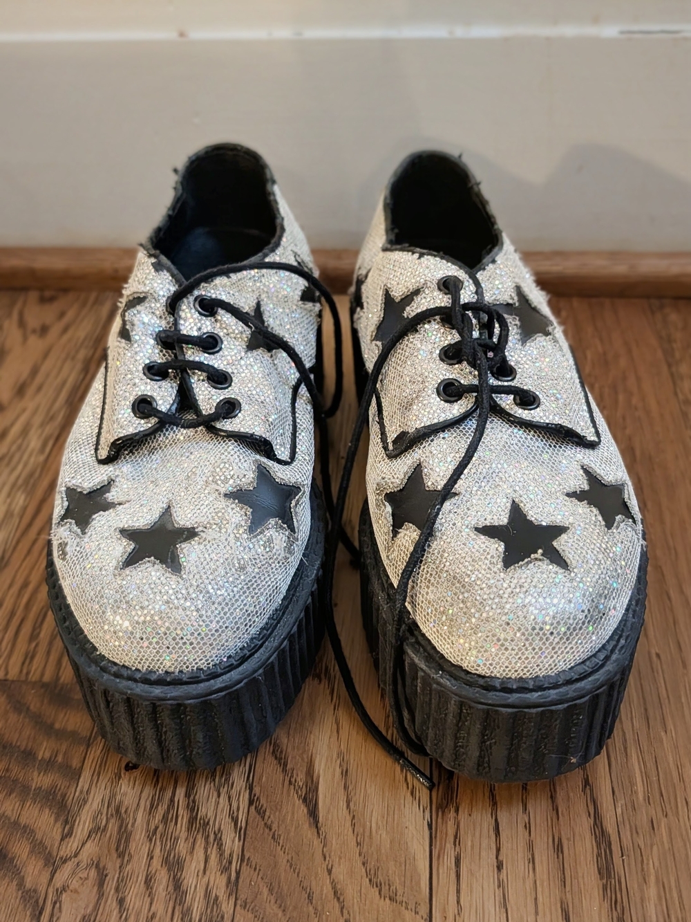 Demonia Glitter Star Platform Creepers - Silver with Black Stars